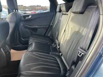 Photo 8 Ford Kuga 2.5 Duratec 225ch PHEV Vignale BVA