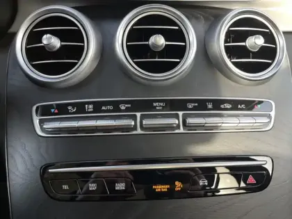 Photo 12 Mercedes Classe GLC SUV 300e 4MATIC AMG Line