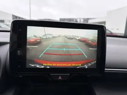 Photo 13 Toyota Yaris Hybride 1.5 HYBRID 116H DESIGN