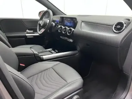 Photo 16 Mercedes Classe B Gén. III (W247) Ph1 Progressive Line Ed 5