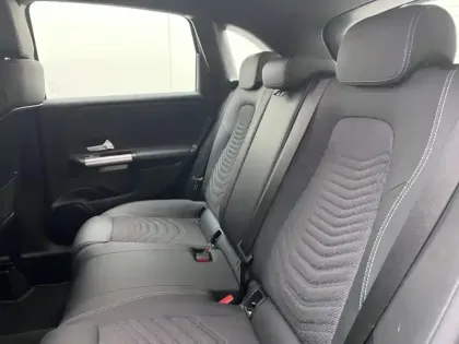 Photo 12 Mercedes Classe B Gén. III (W247) Ph1 Progressive Line Ed 5