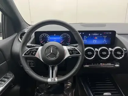 Photo 17 Mercedes Classe B Gén. III (W247) Ph1 Progressive Line Ed 5