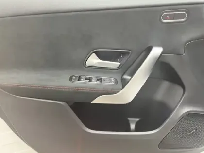 Photo 15 Mercedes Classe A Gén. IV (W177) Ph2 AMG Line 5