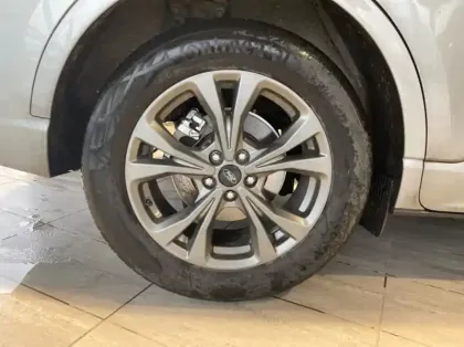 Photo 13 Ford Kuga 2.5 Duratec 190ch FHEV E85 ST-Line BVA