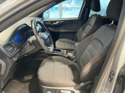 Photo 9 Ford Kuga 2.5 Duratec 190ch FHEV E85 ST-Line BVA