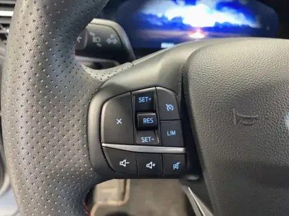 Photo 16 Ford Kuga 2.5 Duratec 190ch FHEV E85 ST-Line BVA