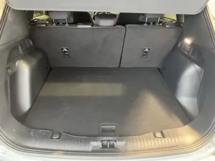 Photo 10 Ford Kuga 2.5 Duratec 190ch FHEV E85 ST-Line BVA