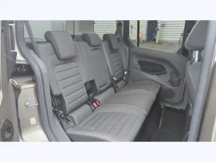 Photo 5 Ford Tourneo Connect Titanium 1.0 101 ch