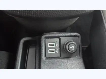 Photo 17 Ford Tourneo Connect Titanium 1.0 101 ch