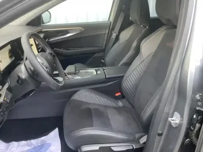 Photo 10 Renault Rafale Nouveau E-Tech full hybrid 200ch esprit Alpine