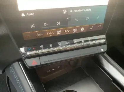 Photo 15 Renault Rafale Nouveau E-Tech full hybrid 200ch esprit Alpine