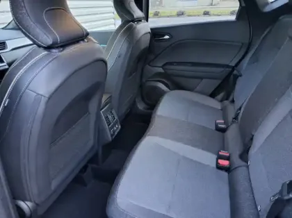 Photo 11 Renault Captur Nouveau E-Tech full hybrid 145 ch Techno