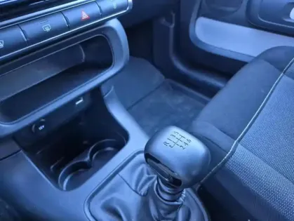 Photo 23 Citroën C3 III BlueHDi 100 S&S BVM Feel Pack