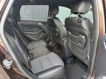 Photo 9 Mercedes Classe B 180 d Sensation