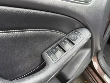 Photo 15 Mercedes Classe B 180 d Sensation