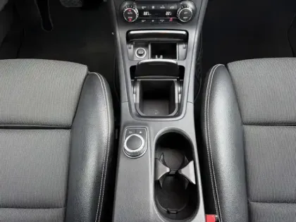 Photo 11 Mercedes Classe B 180 d Sensation