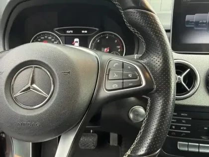 Photo 19 Mercedes Classe B 180 d Sensation