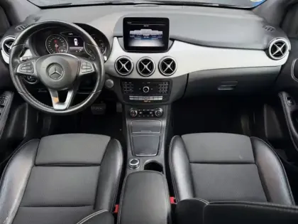 Photo 6 Mercedes Classe B 180 d Sensation