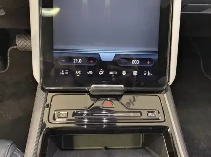 Photo 29 Ford Explorer Gén. IV Ph1 Select 5