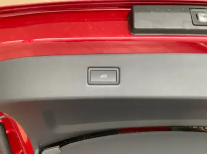 Photo 42 Ford Explorer Gén. IV Ph1 Select 5