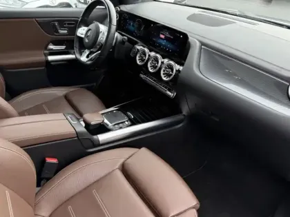 Photo 8 Mercedes GLA 250 e AMG Line