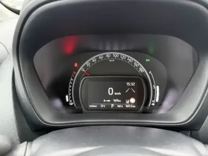 Photo 10 Toyota Aygo 1.0 VVT-i 72 Dynamic Zen S-CVT