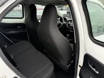 Photo 17 Toyota Aygo 1.0 VVT-i 72 Dynamic Zen S-CVT