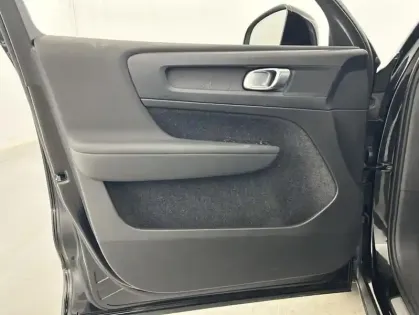 Photo 11 Volvo Xc40 Recharge 231ch Start EDT