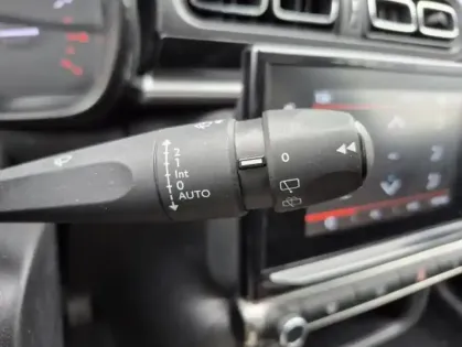 Photo 10 Citroën C3 Gén. III Ph2 Shine 5