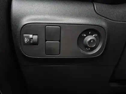 Photo 25 Citroën C3 Gén. III Ph2 Shine 5