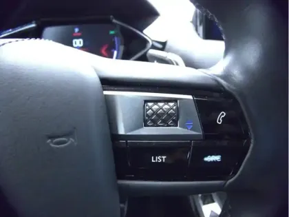 Photo 11 DS DS 3 Louvre 1.2 131 ch BVA8