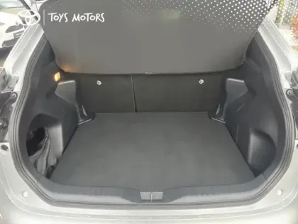 Photo 9 Toyota Yaris Hybride 116h Design AWD-I