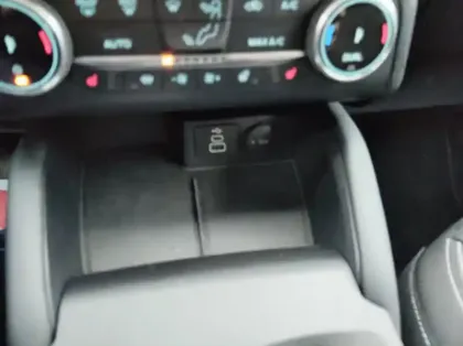 Photo 18 Ford Kuga 2.5 Duratec 190ch FHEV E85 Titanium BVA