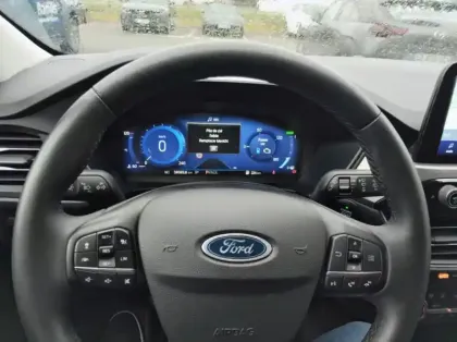 Photo 6 Ford Kuga 2.5 Duratec 190ch FHEV E85 Titanium BVA