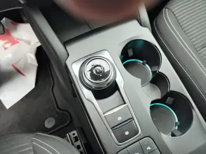 Photo 7 Ford Kuga 2.5 Duratec 190ch FHEV E85 Titanium BVA