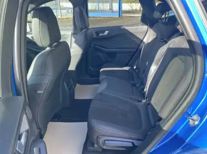 Photo 8 Ford Kuga 2.5 Duratec 180ch Hybrid FlexiFuel ST-Line X Powershift