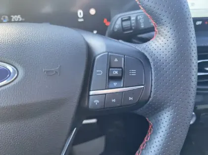 Photo 17 Ford Kuga 2.5 Duratec 180ch Hybrid FlexiFuel ST-Line X Powershift