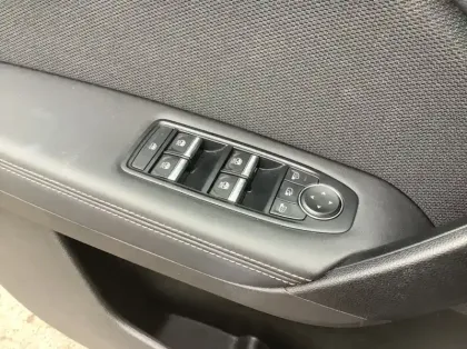 Photo 16 Renault Symbioz Nouveau E-Tech full hybrid 145 Iconic