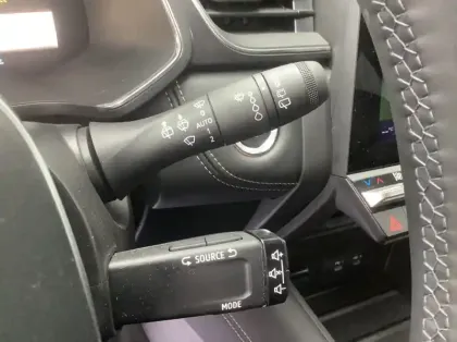 Photo 19 Renault Symbioz Nouveau E-Tech full hybrid 145 Iconic