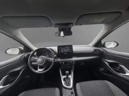 Photo 21 Toyota Yaris Hybride 116h Dynamic 1.5 116 ch