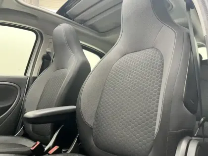 Photo 14 Smart Forfour Gén. III Ph1 Passion 5