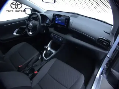 Photo 14 Toyota Yaris 120 VVT-i Dynamic