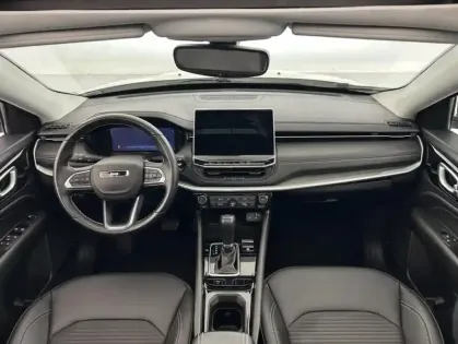 Photo 27 Jeep Compass 1.3 GSE T4 150ch Limited 4x2 BVR6 + Toit ouvrant