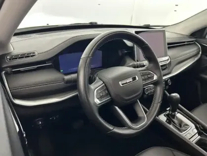 Photo 13 Jeep Compass 1.3 GSE T4 150ch Limited 4x2 BVR6 + Toit ouvrant