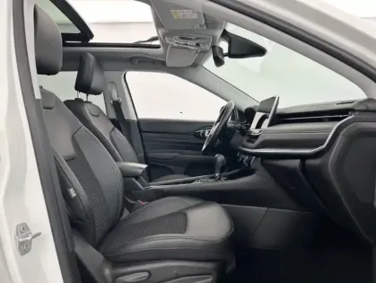 Photo 25 Jeep Compass 1.3 GSE T4 150ch Limited 4x2 BVR6 + Toit ouvrant