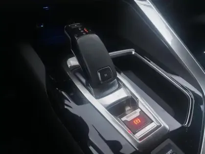 Photo 8 Peugeot 3008 II BlueHDi 130 S&S EAT8 Style