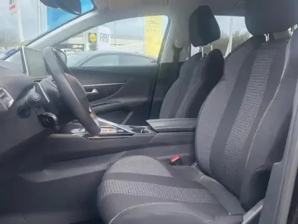 Photo 17 Peugeot 3008 II BlueHDi 130 S&S EAT8 Style