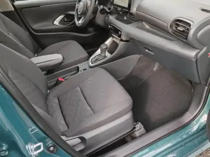 Photo 15 Toyota Yaris Hybride 116h Dynamic MY25