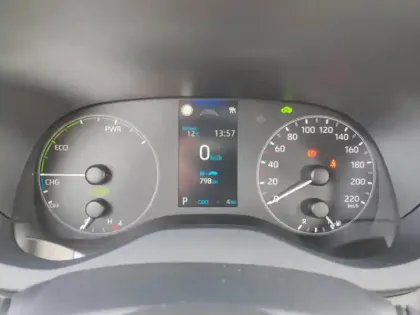 Photo 18 Toyota Yaris Hybride 116h Dynamic MY25