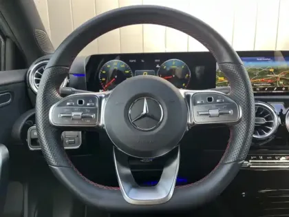 Photo 21 Mercedes Classe A 180 d AMG Line